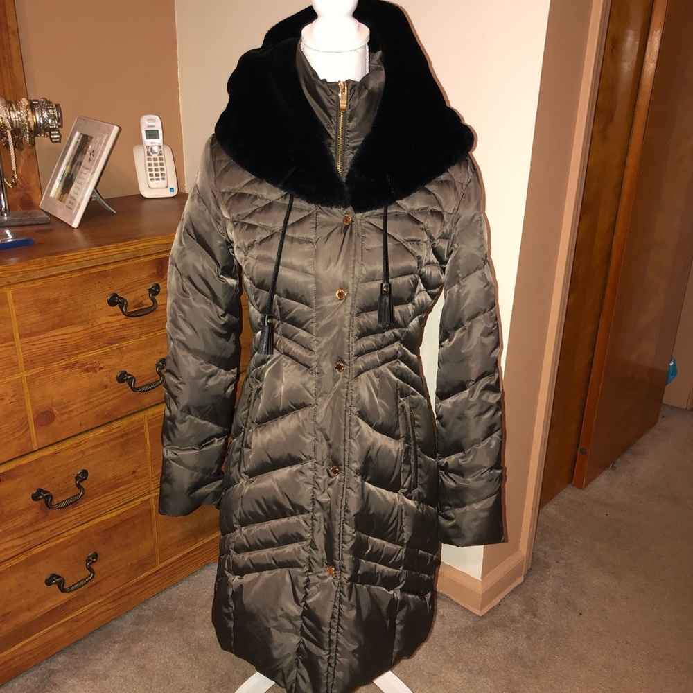 Via Spiga Down Puffer Coat Size Small